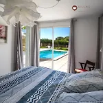 Bord De Avec Piscine 200 Metres זונזה