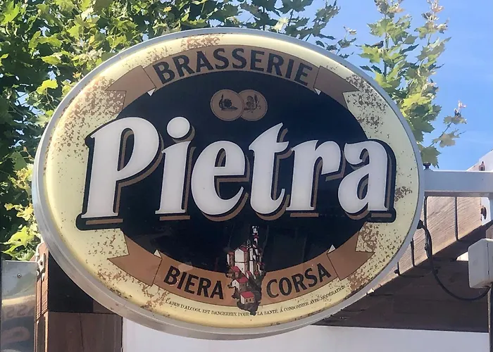 Bord De Avec Piscine 200 Metres *