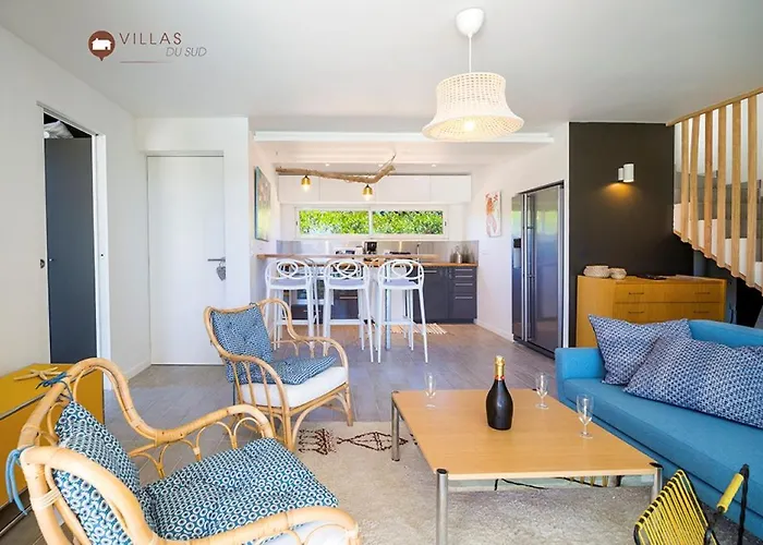 Bord De Avec Piscine 200 Metres *