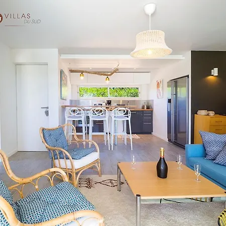 Bord De Avec Piscine 200 Metres *