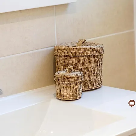 Bord De Avec Piscine 200 Metres