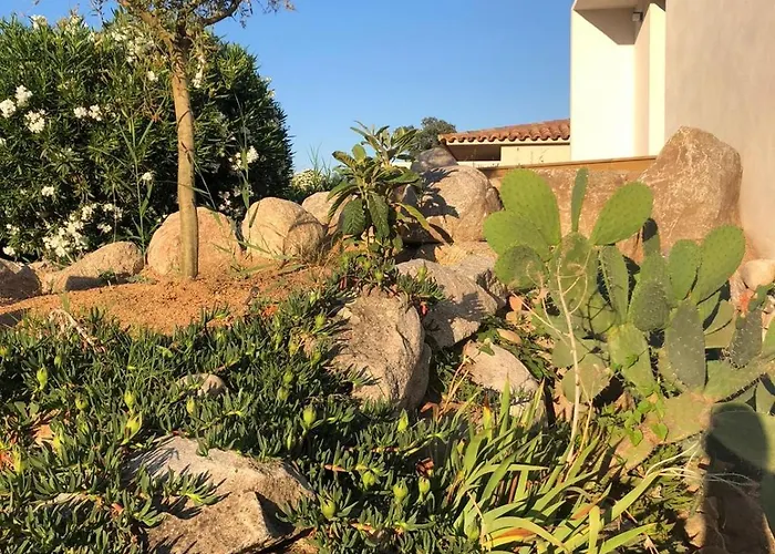 Bord De Avec Piscine 200 Metres Villa